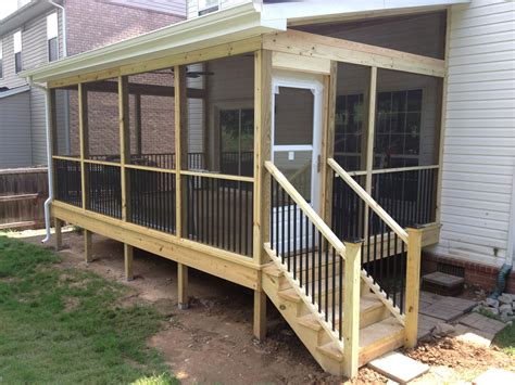 12/20 screen porch. Square rails. | Mobile home porch, Mobile home ...