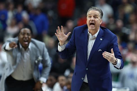 John Calipari will return to Kentucky next season