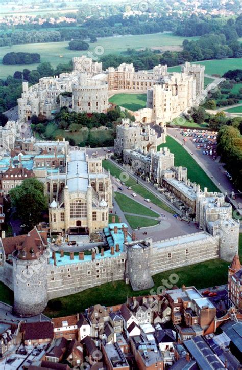 Windsor Castle Aerial View St George's Chapel and Castle - TopFoto