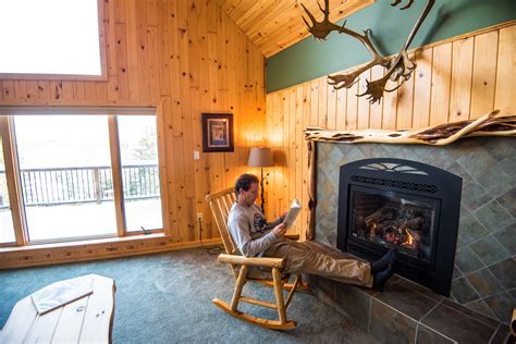 BWCA Winter Cabins | Gunflint Trail Cabins & Lodge | Clearwater ...