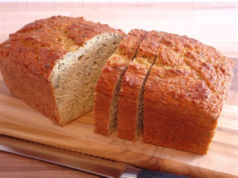 Golden Flax Seed Bread with Rosemary Sage & Thyme | Coconut flour recipes, Low carb bread, Grain ...