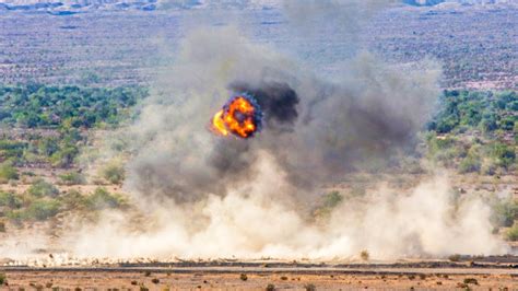 M-777 Howitzer Live-fire & Impact - U.S. Army Field Artillery | MFA - YouTube