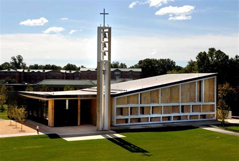 Sacred Heart University Chapel | Sacred heart, College life, University