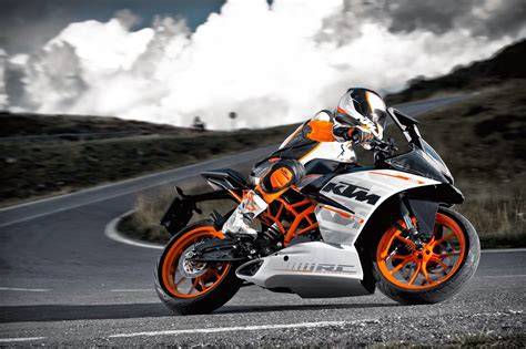 Ray Superbike: REVIEW KTM RC 200 : City Performance