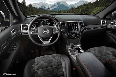 Jeep Grand Cherokee Trailhawk wins interior award - Serpa Chrysler