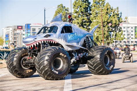 Megalodon cruises into Anaheim ahead of Monster Jam series – Orange County Register