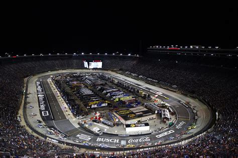 NASCAR shifts Bristol Cup Series race start time to 6:30pm/et - Jayski ...