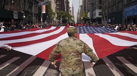 New York City salutes veterans, active military at Veterans Day Parade - ABC7 New York