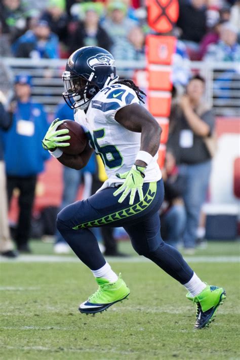 Seahawks Waive RB Alex Collins