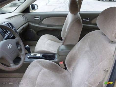 Beige Interior 2003 Hyundai Sonata GLS V6 Photo #81058818 | GTCarLot.com