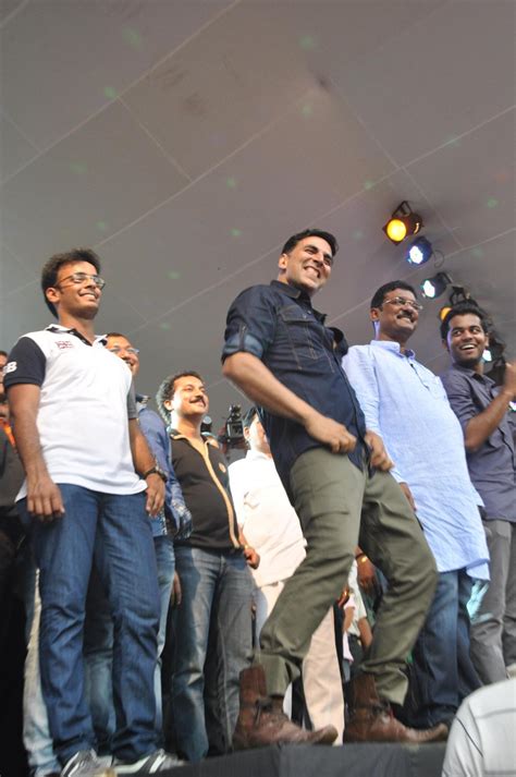 Akshay Kumar dancing at Sanskruti Yuva Pratishthan s Dahi Handi celebrations in Thane 3 : rediff ...