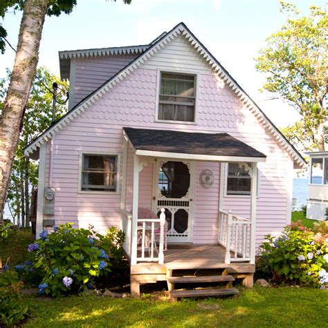 Maine Waterfront Cottage Rentals | Vacation Homes | Belfast, Camden, Northport