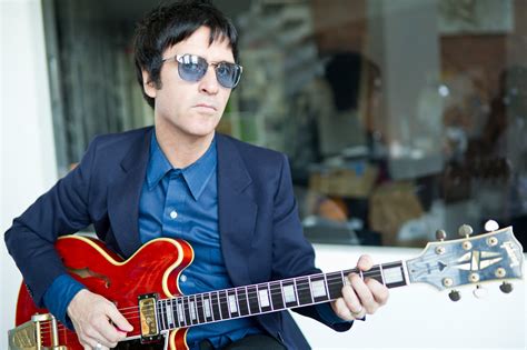 Johnny Marr debuta en solitario con The Messeger veintiseis años depués