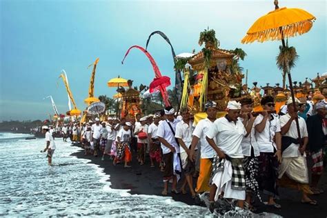 Mengenal Tradisi Suku-suku di Pulau Bali, Tujuan Wisata Dunia