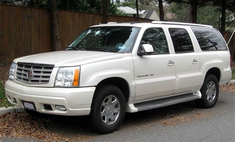 2003 Cadillac Escalade ESV - Information and photos - MOMENTcar