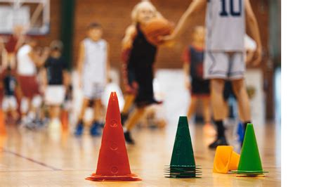 25 Best Youth Group Games Your Students Will Love - REACHRIGHT