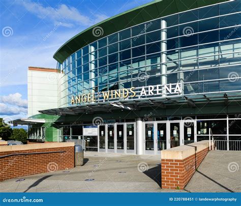 Angel of the Winds Arena Entrance Everett Washington Editorial Photo ...