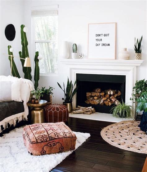 Cozy living room with plants | Boho room decor, Boho chic living room ...