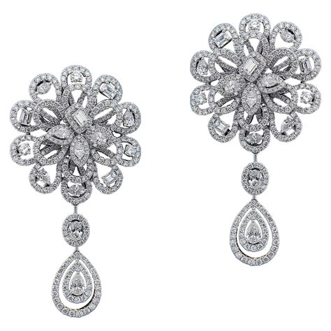 Gorgeous Diamond Chandelier Earrings at 1stDibs