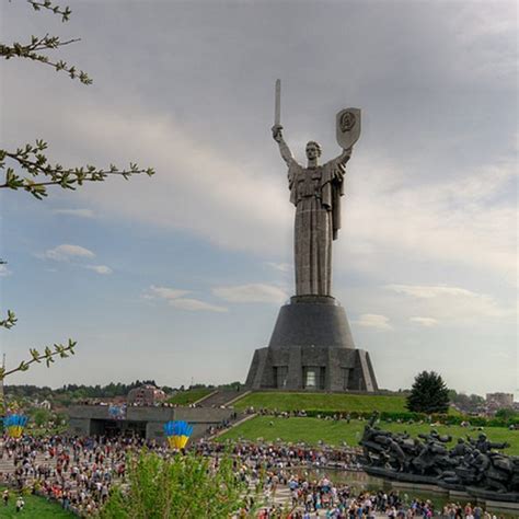 The Motherland Monument, Motherland Statue in Ukraine, Soviet Monument ...