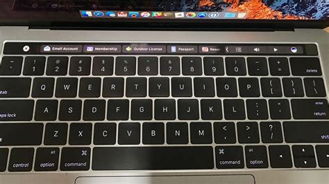 4 apps to show off the MacBook Pro's Touch Bar - CNET