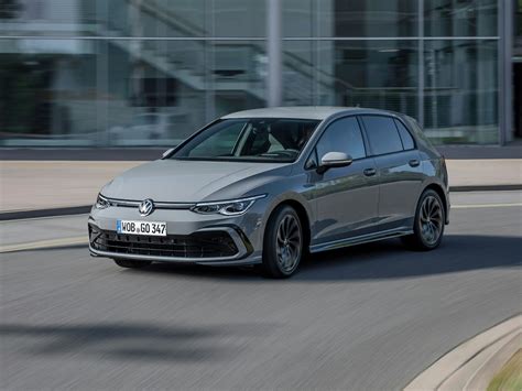 New VW Golf mild-hybrid and plug-in hybrid models revealed | carwow