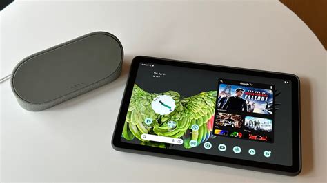 Pixel Tablet Hands-On: Google's Family Android Device, Dock Included - CNET