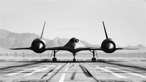 SR-71 Blackbird render bw by capn-damo on DeviantArt