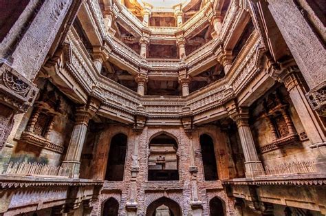 Adalaj Stepwell Ahmedabad, History, Timings, Entry Fee & Facts