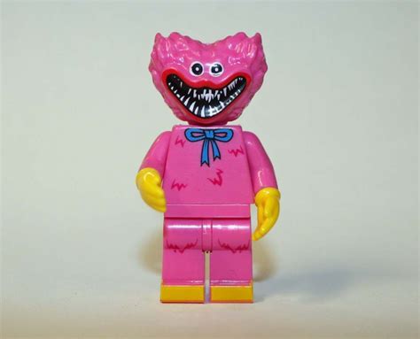 Poppy Huggy Wuggy Pink Video Game Minifigure Custom Lego Compatible toy ...