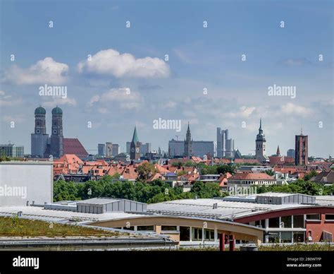 Munich bavaria skyline hi-res stock photography and images - Alamy