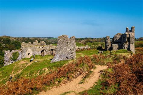 Pennard Castle photo spot, Parkmill