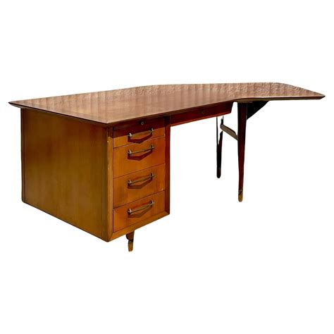 Vintage MCM Alma Walnut Boomerang Executive Desk For Sale at 1stDibs ...