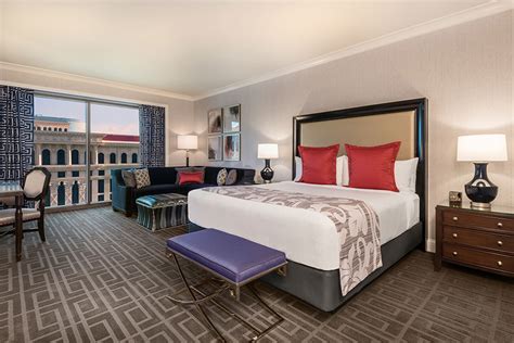 Caesars Palace Las Vegas Hotel Deals | Allegiant®