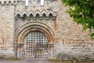 Devizes Castle, History & Tourism Information | Historic Wiltshire Guide