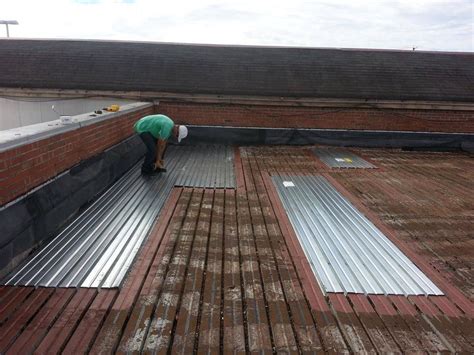 METAL ROOF LEAKS / REPAIR CONTRACTORS | Metal roof leaks, Roof restoration, Roof leak repair