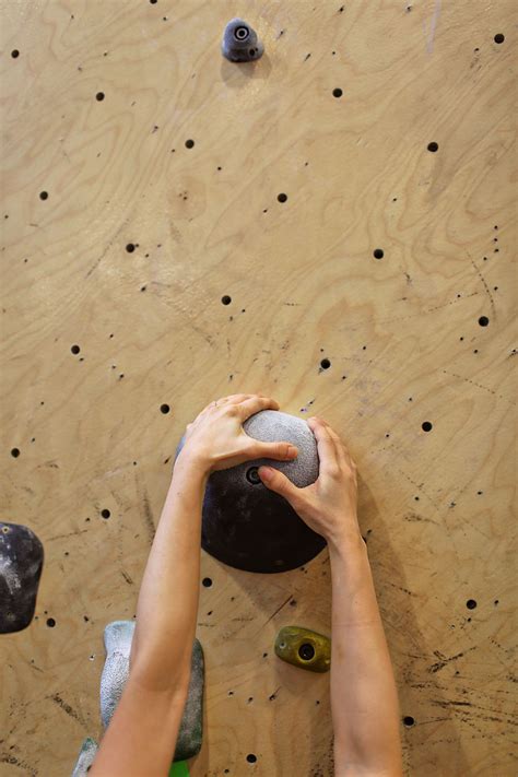 15 Clever Rock Climbing Hacks, Tips, Tricks, and Proper Etiquette