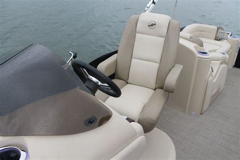 Pin by Starcraft Marine on Starcraft MX 25 EP | Pontoon, Starcraft, Car seats