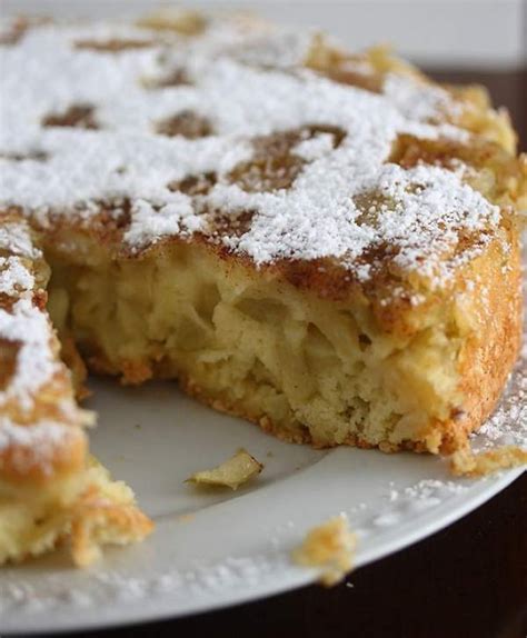 Sharlotka | Russian Apple Cake | Recipe | Russian apple cake recipe ...