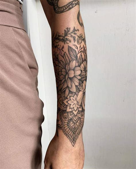 Top 47 Best Half Sleeve Tattoo Ideas for Women - [2021 Inspiration Guide]