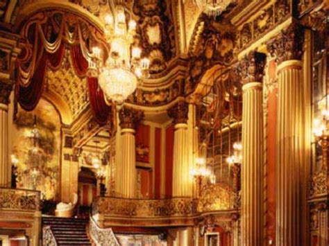 The Los Angeles Theatre | Discover Los Angeles