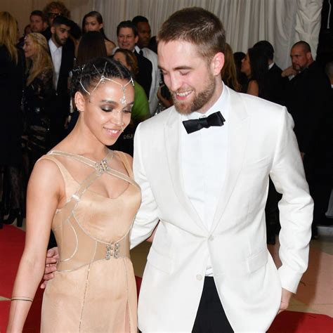 Robert Pattinson & FKA Twigs Call It Quits After Being "Kind Of ...