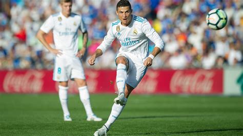 Cristiano Ronaldo's free-kick record, penalty record & goalscoring stats | Goal.com