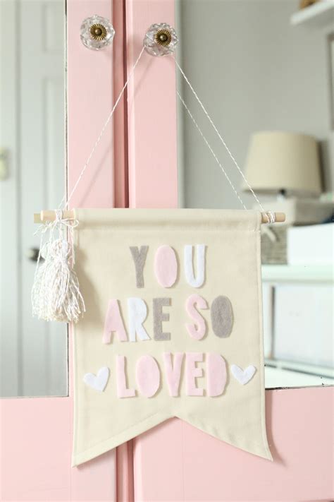 Lovely Little Life: DIY Banner Wall Hanging (with no sew option)