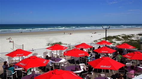 The best waterfront restaurants and bars in the Daytona Beach area