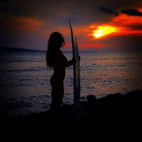 Sunset #surf Maui Hawaii | Beach life, Surfing, Maui hawaii