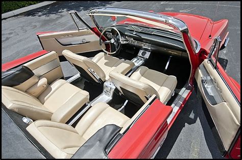 1961 CHRYSLER 300 G CONVERTIBLE