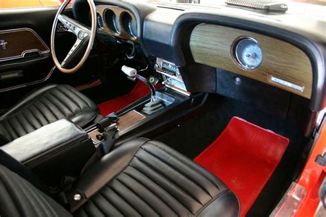 Ford Mustang Mach 1 Interior