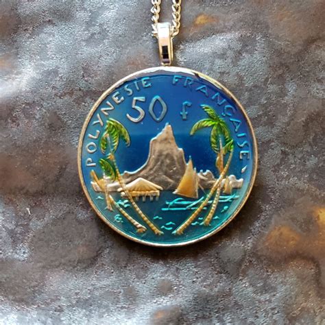 Tahiti French Polynesia - Harbor Pendant - Hand Painted Coin Pendant. in 2020 | Hand painted ...