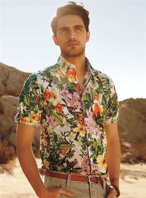 inmediatika.es - Camisa estampada floral de vestir » Moda para hombre: Estampados Men Looks ...